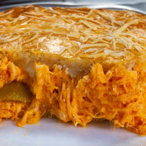 Receita de TORTA DE FRANGO DE LIQUIDIFICADOR SUPER FÁCIL de fazer.